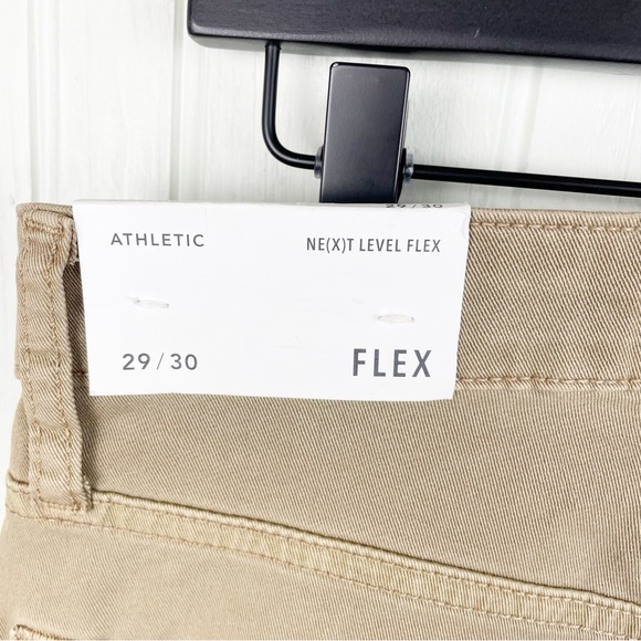NEW American Eagle Men's Next Level Flex Athletic Tan Khaki Jeans Size 29 x 30 - Picture 9 of 10